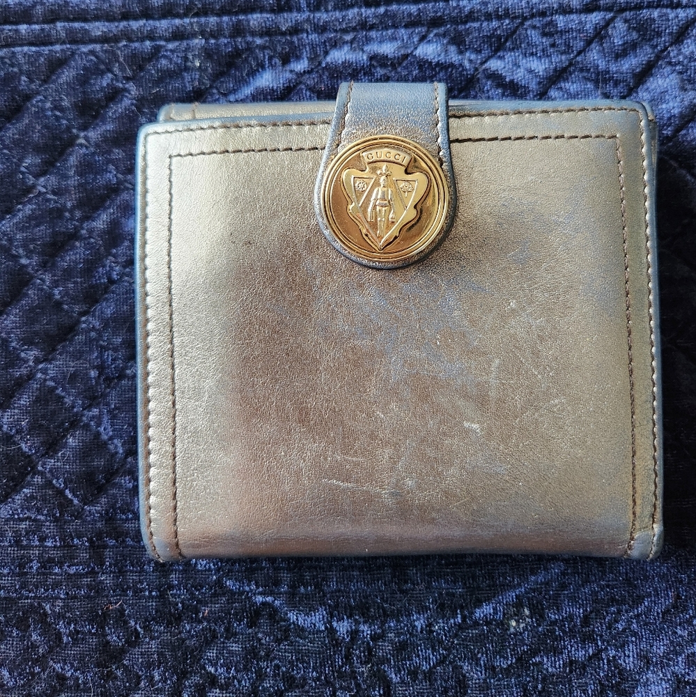 Authentic Gucci wallet